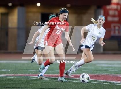Thumbnail 2 in Mira Costa vs Redondo Union photogallery.