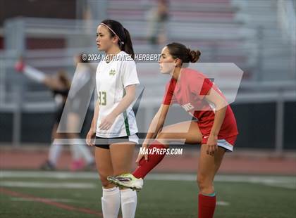 Thumbnail 3 in Mira Costa vs Redondo Union photogallery.