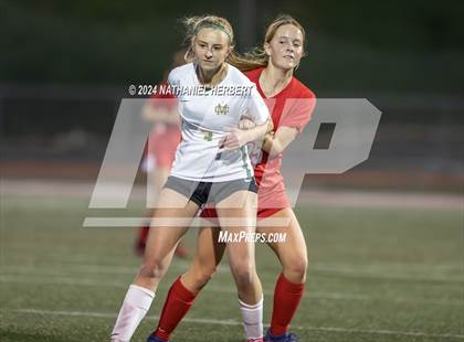 Thumbnail 3 in Mira Costa vs Redondo Union photogallery.