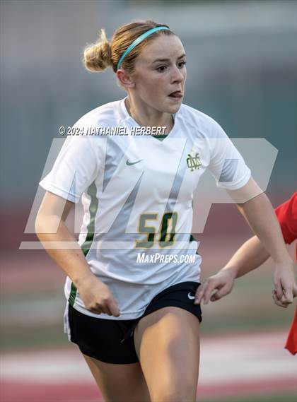 Thumbnail 1 in Mira Costa vs Redondo Union photogallery.