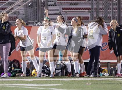 Thumbnail 1 in Mira Costa vs Redondo Union photogallery.