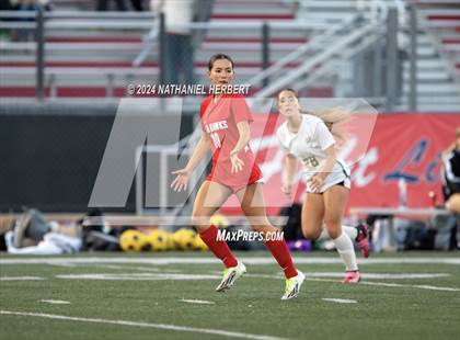 Thumbnail 2 in Mira Costa vs Redondo Union photogallery.