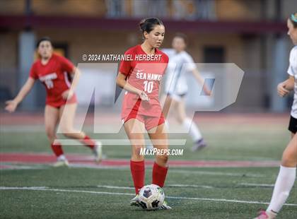 Thumbnail 3 in Mira Costa vs Redondo Union photogallery.