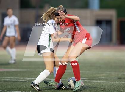 Thumbnail 2 in Mira Costa vs Redondo Union photogallery.