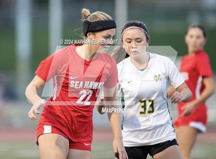 Thumbnail 2 in Mira Costa vs Redondo Union photogallery.
