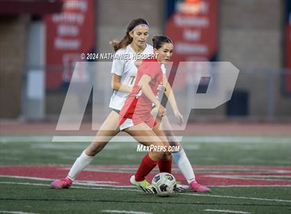Thumbnail 3 in Mira Costa vs Redondo Union photogallery.