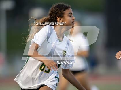 Thumbnail 2 in Mira Costa vs Redondo Union photogallery.