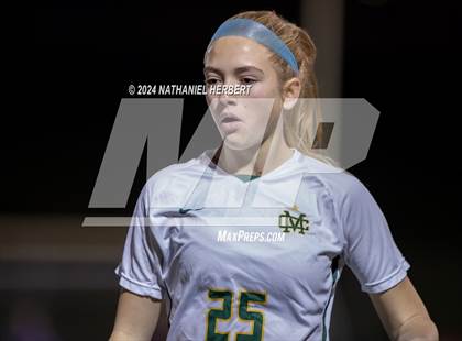 Thumbnail 1 in Mira Costa vs Redondo Union photogallery.
