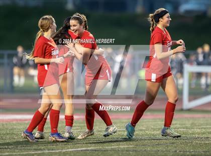 Thumbnail 3 in Mira Costa vs Redondo Union photogallery.