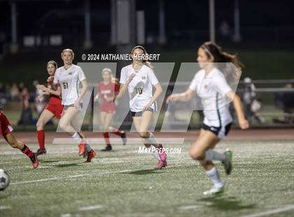 Thumbnail 2 in Mira Costa vs Redondo Union photogallery.