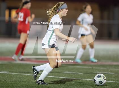 Thumbnail 2 in Mira Costa vs Redondo Union photogallery.