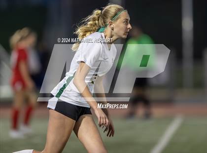 Thumbnail 1 in Mira Costa vs Redondo Union photogallery.