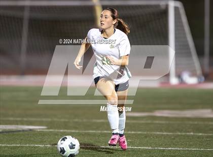 Thumbnail 3 in Mira Costa vs Redondo Union photogallery.