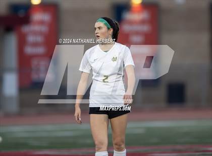 Thumbnail 2 in Mira Costa vs Redondo Union photogallery.