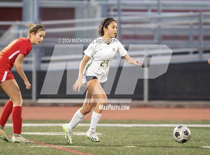 Thumbnail 1 in Mira Costa vs Redondo Union photogallery.