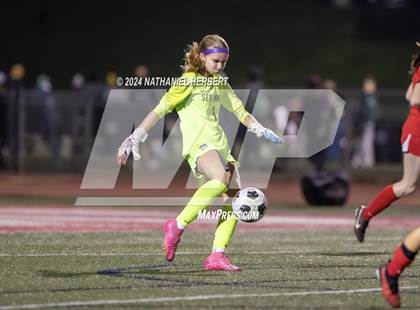 Thumbnail 1 in Mira Costa vs Redondo Union photogallery.