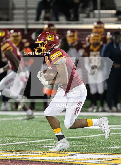 Thumbnail 2 in Mustang @ Putnam City North photogallery.