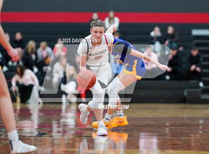 Thumbnail 2 in Catholic Memorial @ Muskego photogallery.