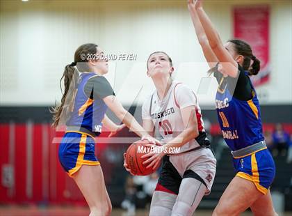 Thumbnail 3 in Catholic Memorial @ Muskego photogallery.