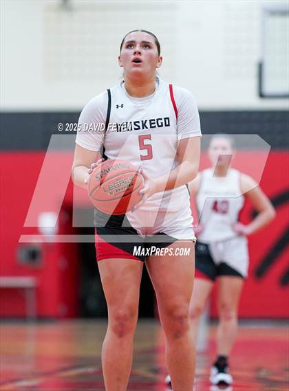 Thumbnail 2 in Catholic Memorial @ Muskego photogallery.