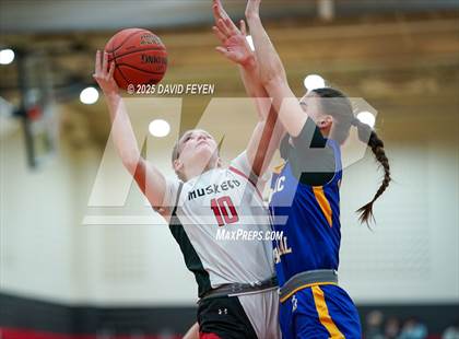Thumbnail 1 in Catholic Memorial @ Muskego photogallery.