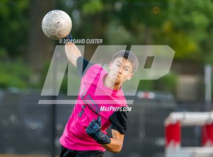Thumbnail 1 in Oakton @ James Madison photogallery.