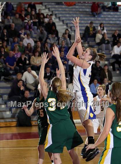 Thumbnail 2 in Lockport vs Williamsville North (Section VI Class AA Final) photogallery.