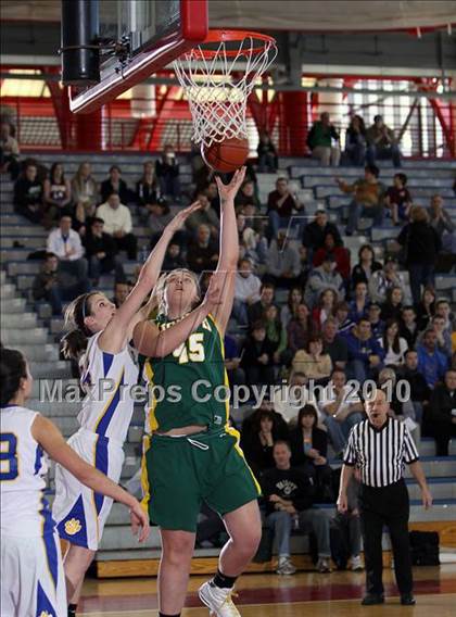 Thumbnail 2 in Lockport vs Williamsville North (Section VI Class AA Final) photogallery.