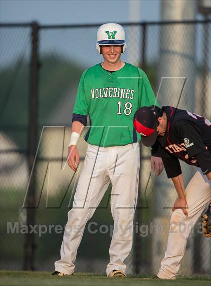 Thumbnail 2 in Heritage vs Woodgrove (Dulles District Semifinal) photogallery.