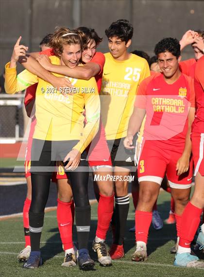 Thumbnail 2 in Cathedral Catholic vs. San Pasqual (CIF SDS Open Division Final) photogallery.