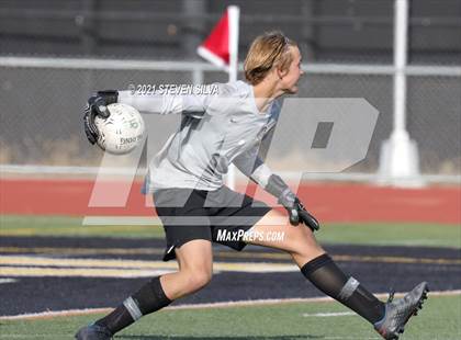 Thumbnail 2 in Cathedral Catholic vs. San Pasqual (CIF SDS Open Division Final) photogallery.