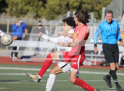 Thumbnail 2 in Cathedral Catholic vs. San Pasqual (CIF SDS Open Division Final) photogallery.