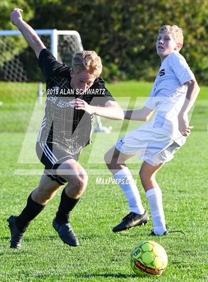 Thumbnail 2 in Webster-Thomas at Rush-Henrietta photogallery.