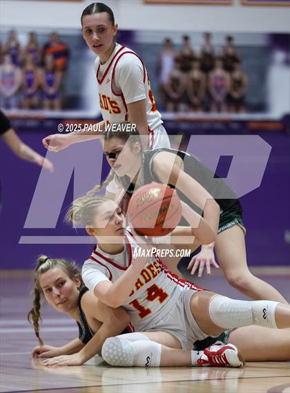Thumbnail 2 in Meadowbrook Christian vs. Our Lady of Lourdes Regional (PIAA District 4 Class 1A Semifinal) photogallery.