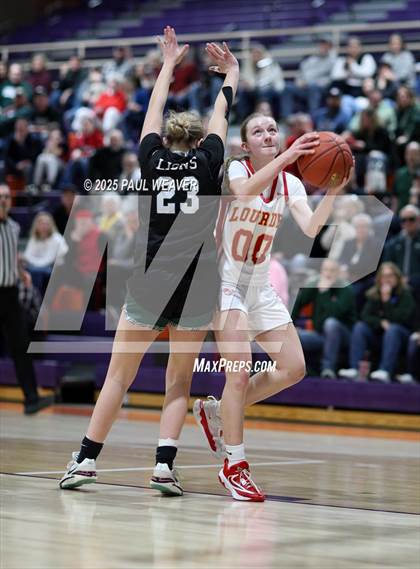 Thumbnail 2 in Meadowbrook Christian vs. Our Lady of Lourdes Regional (PIAA District 4 Class 1A Semifinal) photogallery.