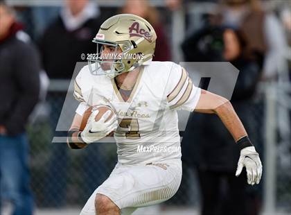 Thumbnail 1 in Mt. Carmel vs Roxana (IHSA 3A Semifinals) photogallery.