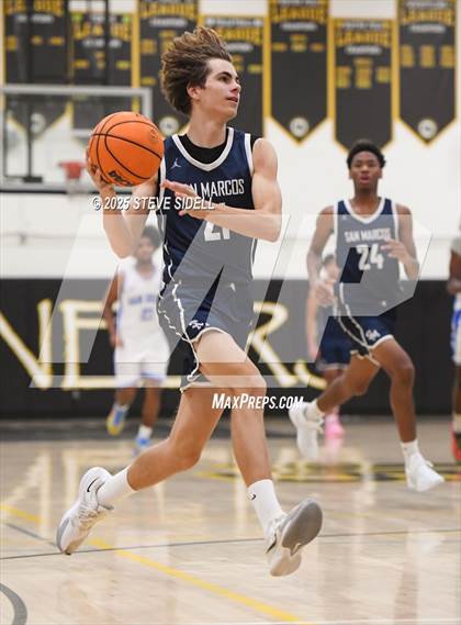 Thumbnail 2 in San Diego vs. San Marcos photogallery.