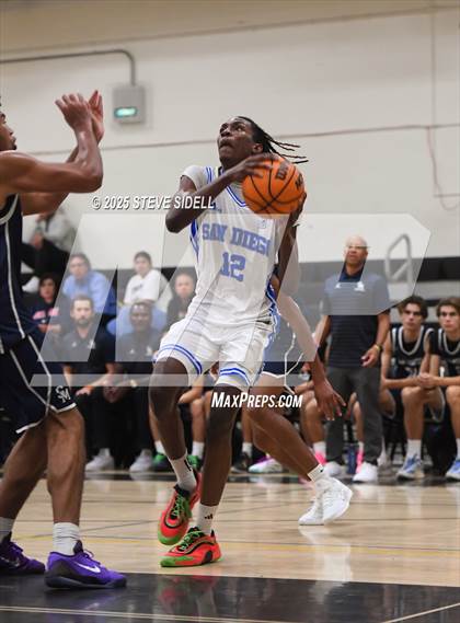 Thumbnail 3 in San Diego vs. San Marcos photogallery.