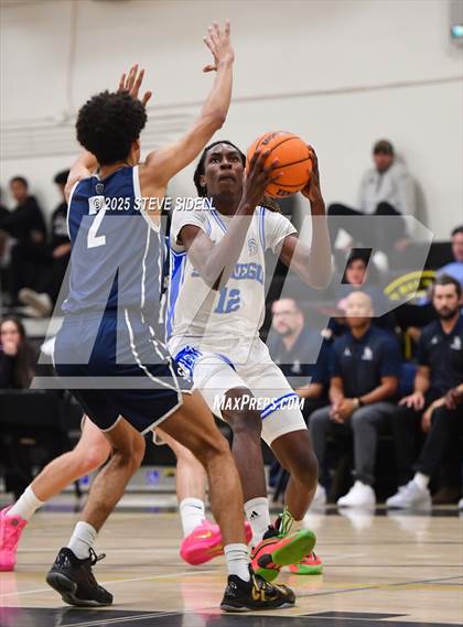 Thumbnail 1 in San Diego vs. San Marcos photogallery.