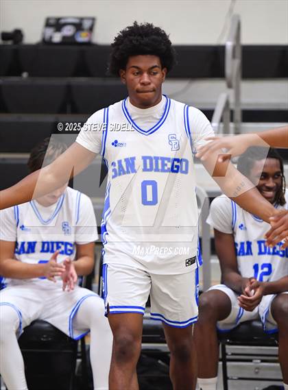 Thumbnail 2 in San Diego vs. San Marcos photogallery.