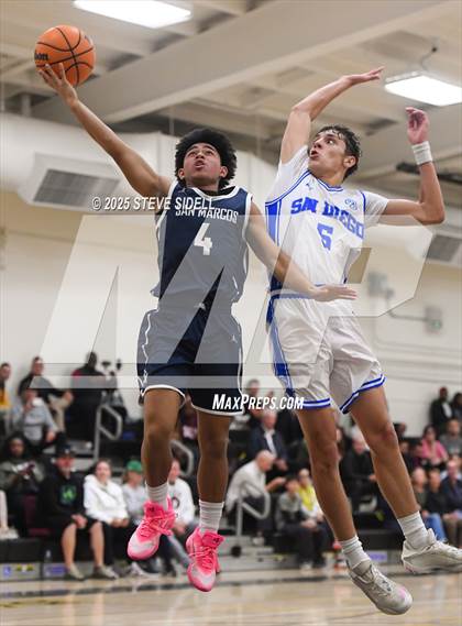 Thumbnail 2 in San Diego vs. San Marcos photogallery.