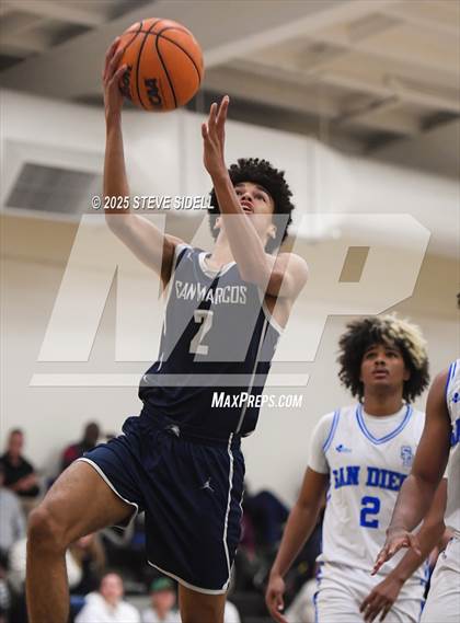 Thumbnail 2 in San Diego vs. San Marcos photogallery.