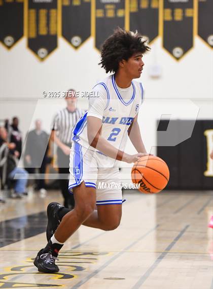 Thumbnail 2 in San Diego vs. San Marcos photogallery.