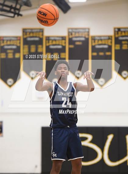 Thumbnail 1 in San Diego vs. San Marcos photogallery.