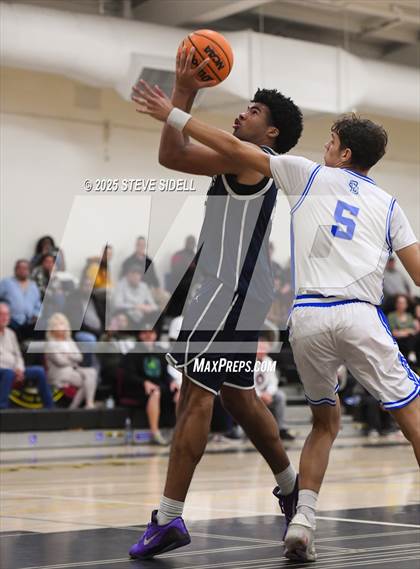 Thumbnail 2 in San Diego vs. San Marcos photogallery.