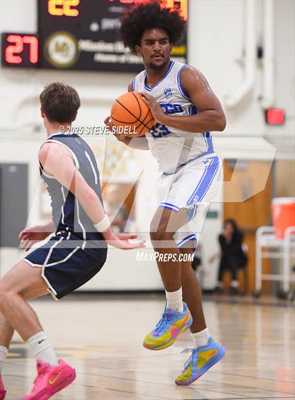 Thumbnail 3 in San Diego vs. San Marcos photogallery.