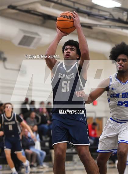 Thumbnail 2 in San Diego vs. San Marcos photogallery.