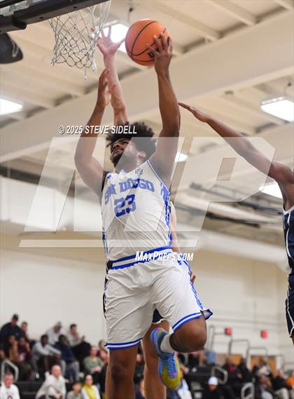 Thumbnail 2 in San Diego vs. San Marcos photogallery.