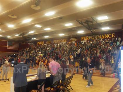 Thumbnail 3 in Mountain Pointe TOC Ceremony photogallery.