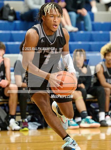 Thumbnail 1 in Steele @ Boerne-Champion photogallery.